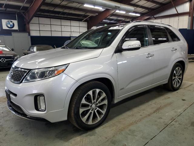 KIA SORENTO 2015 5xykwda72fg615226