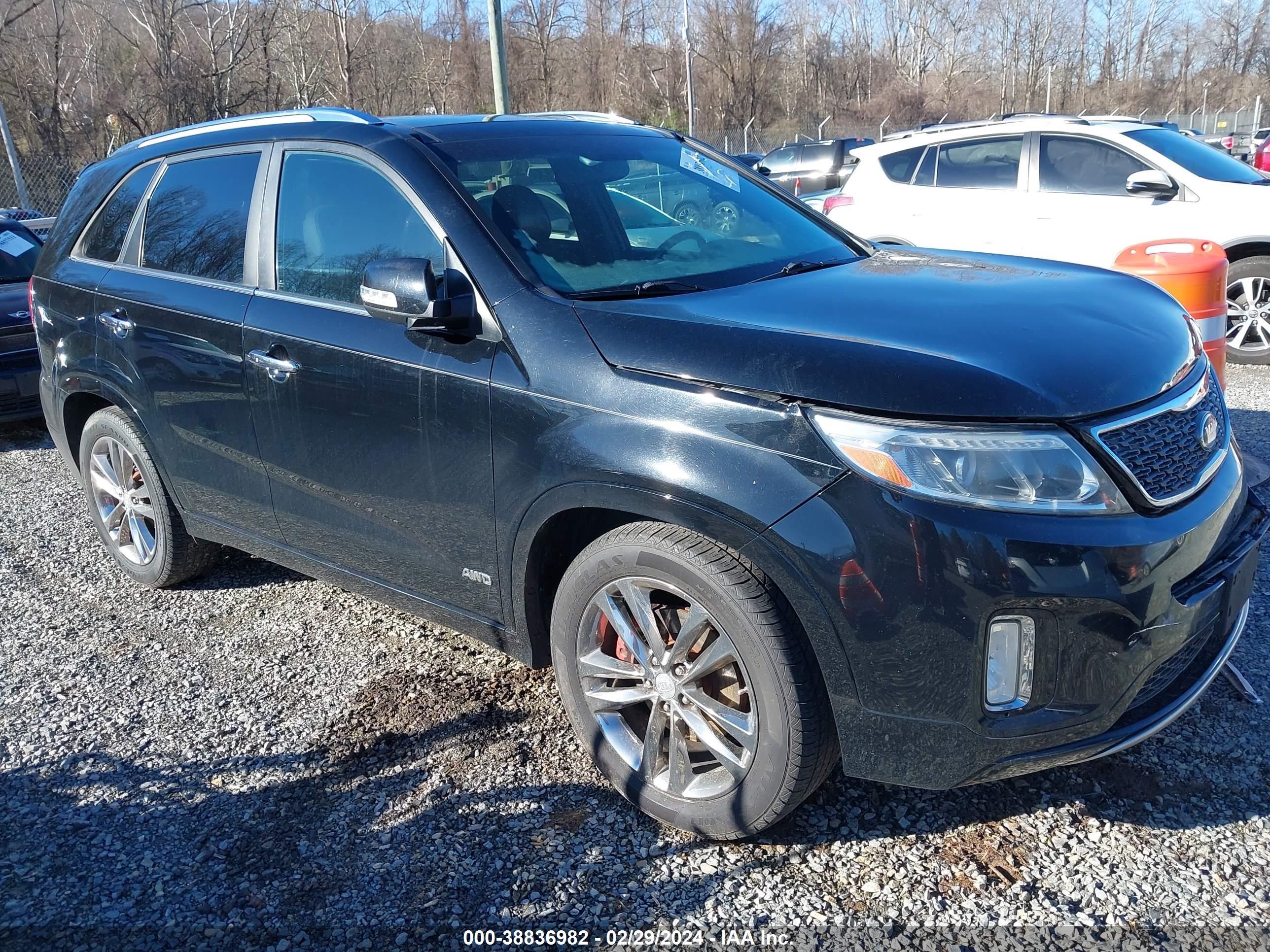 KIA SORENTO 2014 5xykwda78eg437725