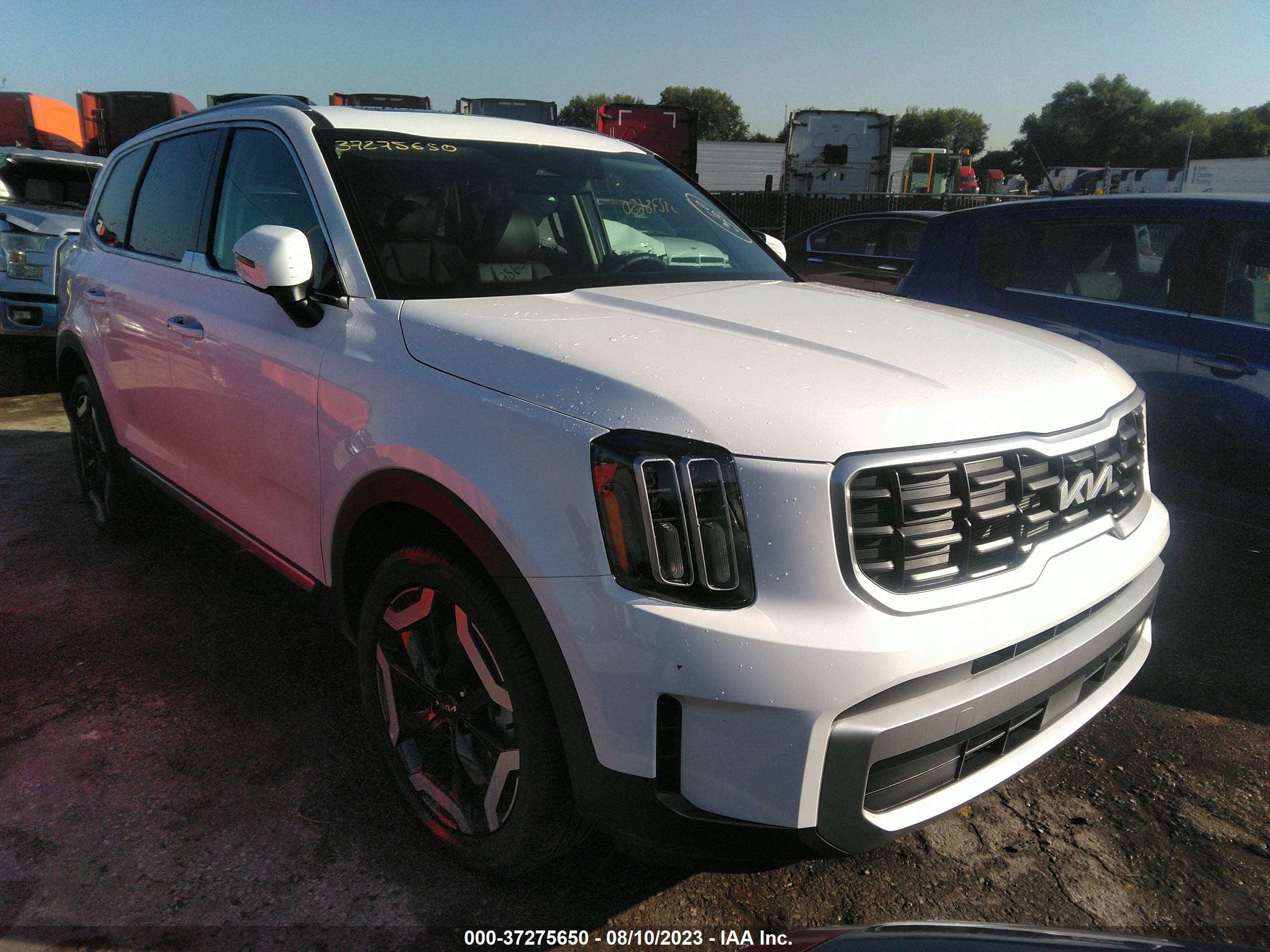 KIA TELLURIDE 2023 5xyp6dgc1pg410217