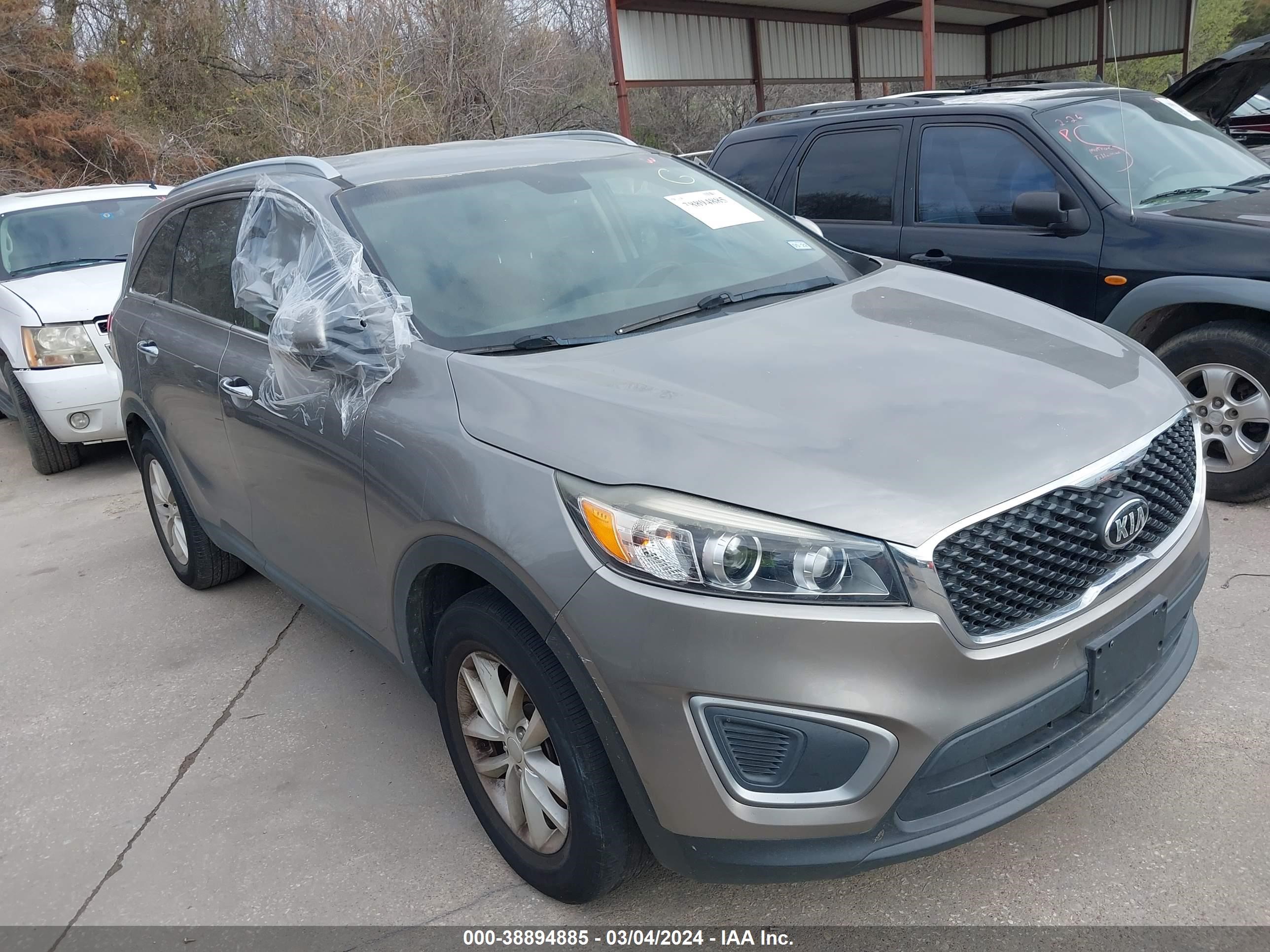 KIA SORENTO 2016 5xypg4a30gg007612