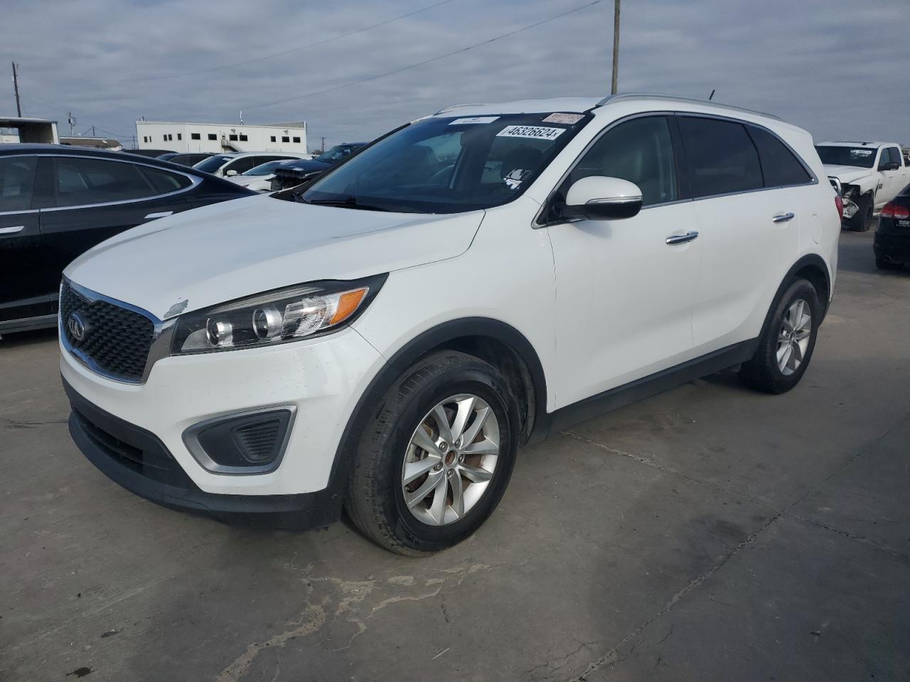 KIA SORENTO 2017 5xypg4a30hg205723