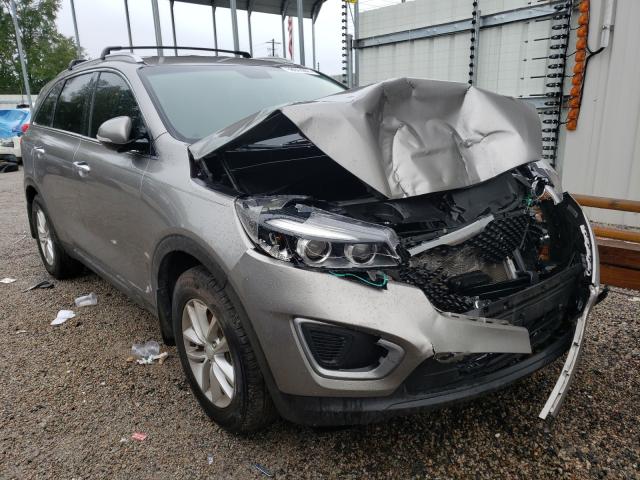 KIA SORENTO LX 2017 5xypg4a30hg239371