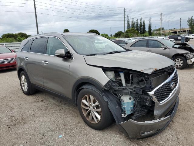 KIA SORENTO LX 2017 5xypg4a30hg276565