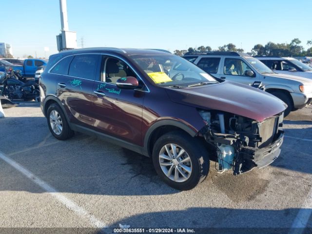 KIA SORENTO 2018 5xypg4a30jg347088