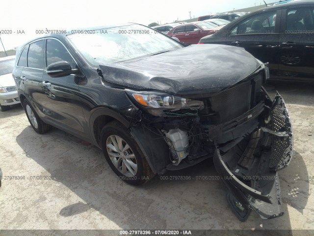 KIA SORENTO 2018 5xypg4a30jg411758