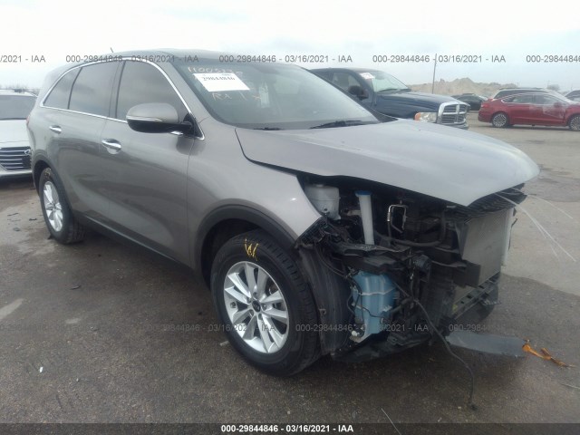 KIA SORENTO 2019 5xypg4a30kg556722