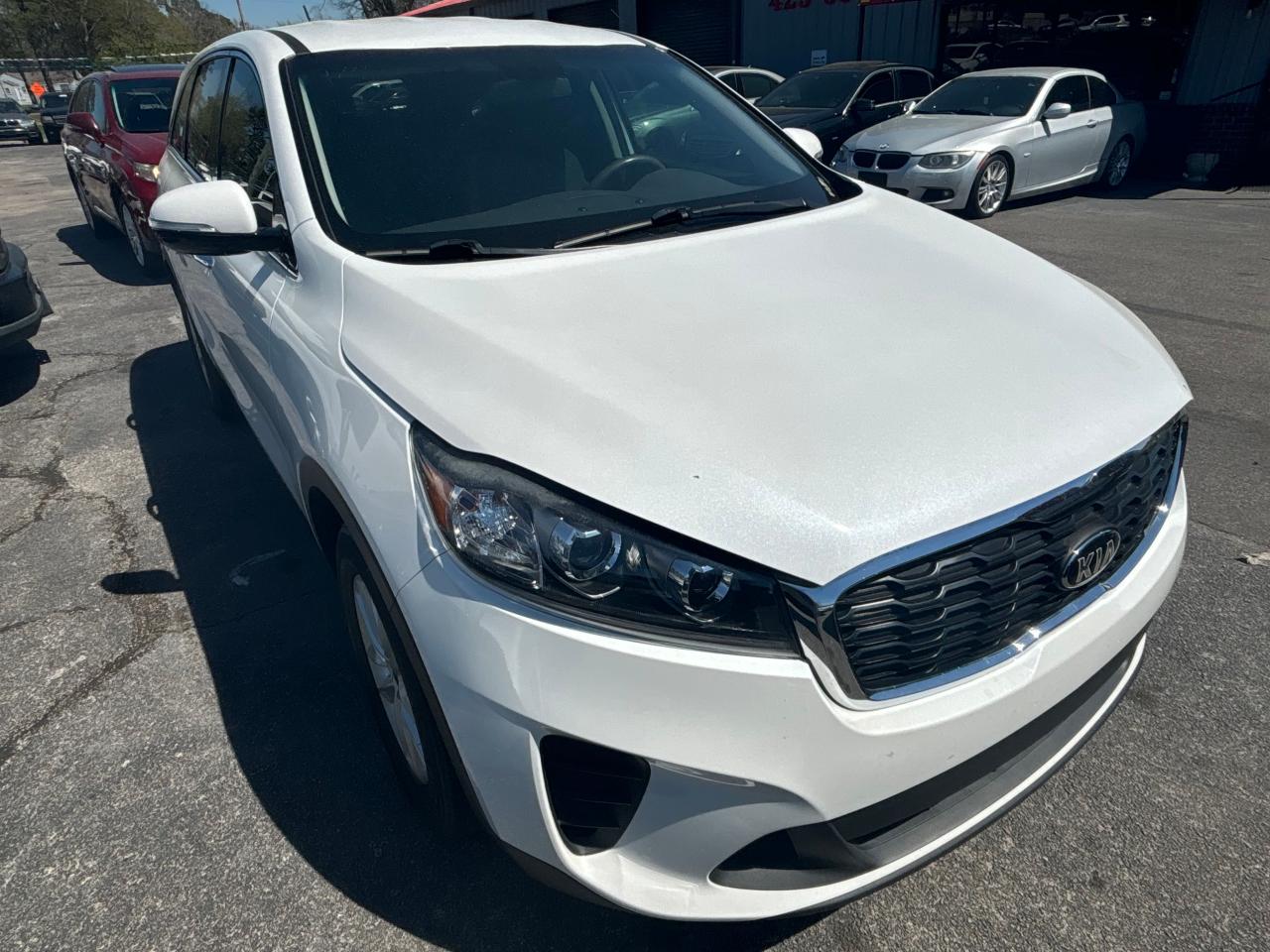 KIA SORENTO 2019 5xypg4a30kg566649