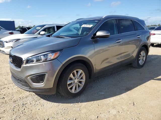 KIA SORENTO LX 2017 5xypg4a31hg197471