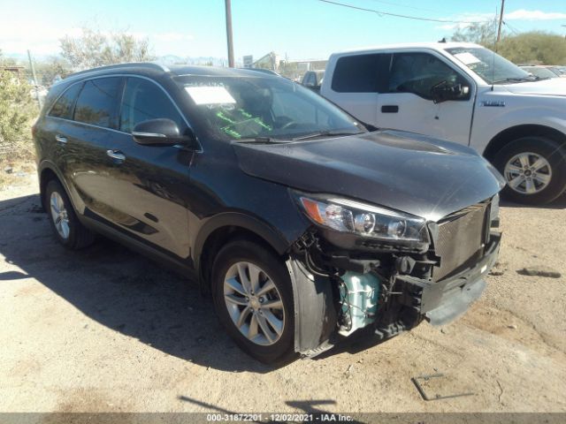 KIA SORENTO 2017 5xypg4a31hg240738