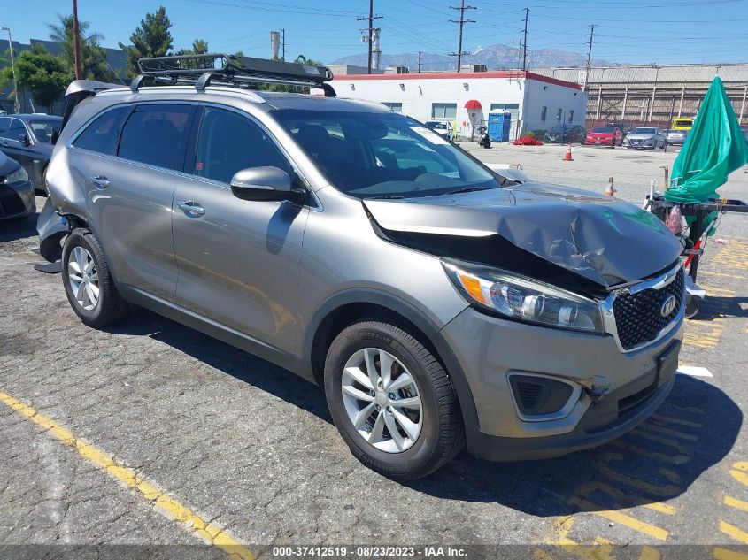 KIA SORENTO 2017 5xypg4a31hg283184