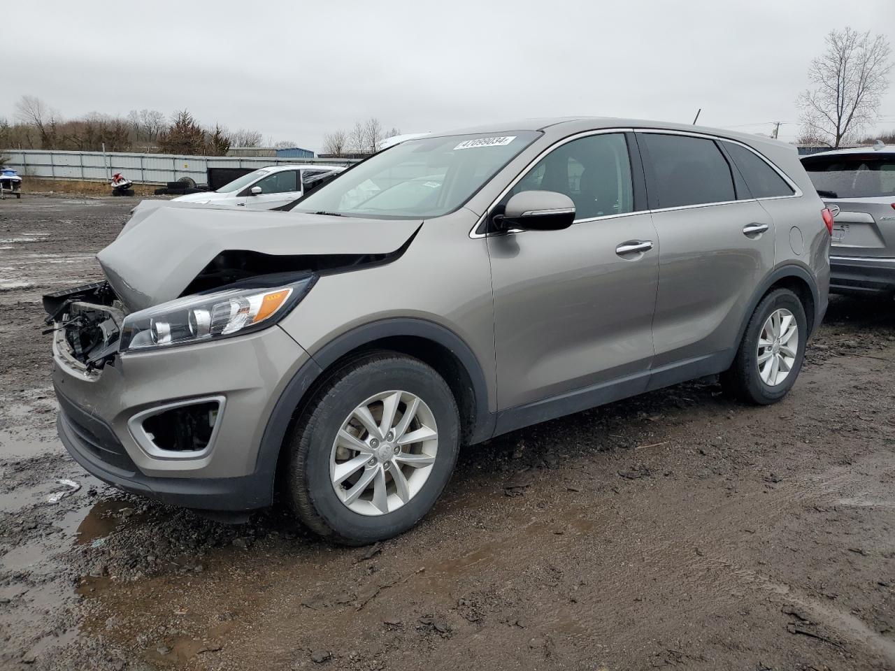 KIA SORENTO 2018 5xypg4a31jg430741