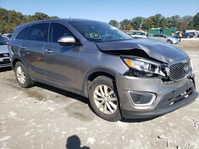 KIA SORENTO LX 2018 5xypg4a31jg431372