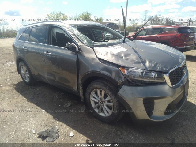 KIA SORENTO 2019 5xypg4a31kg546703