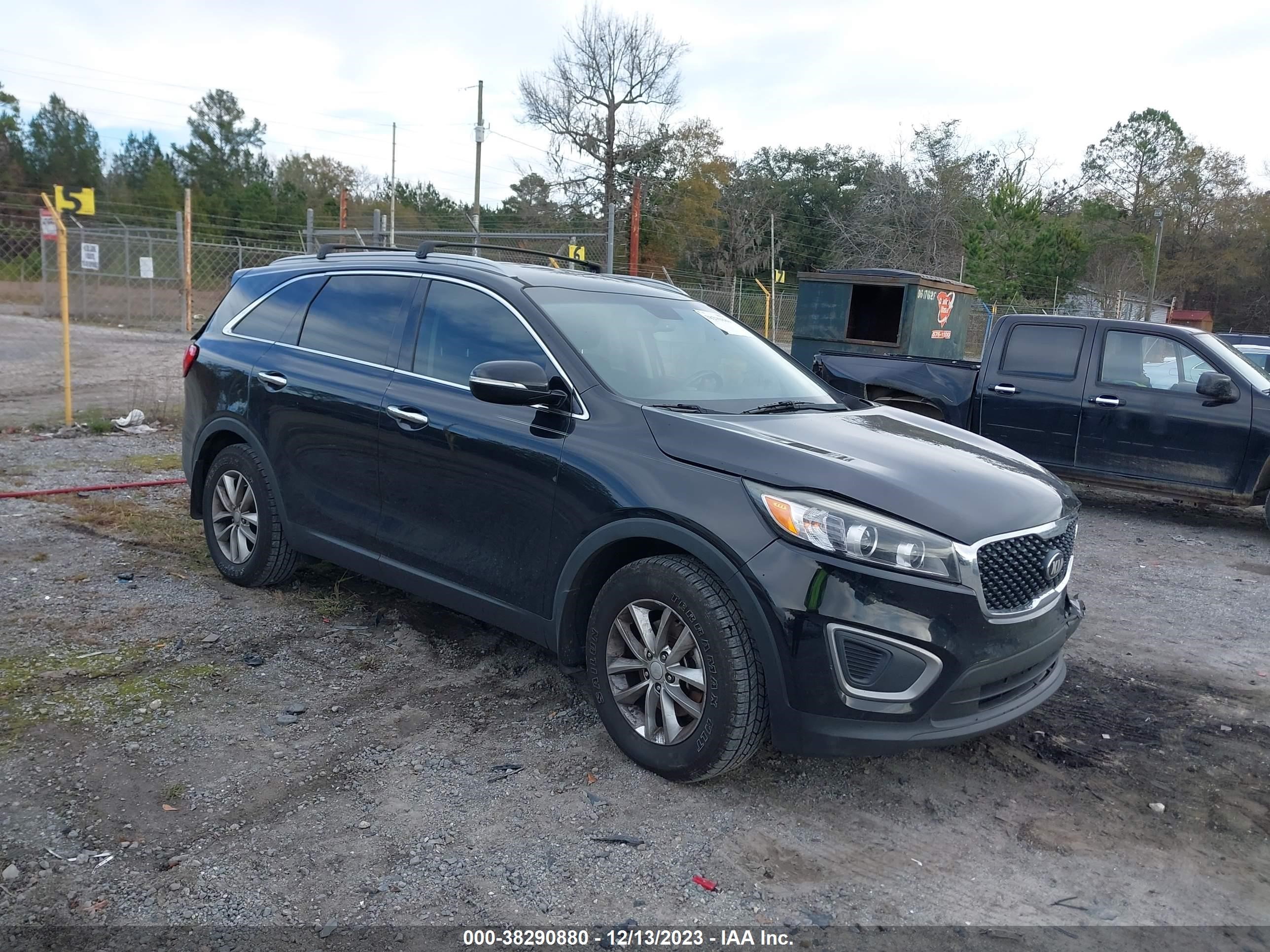 KIA SORENTO 2016 5xypg4a32gg153199