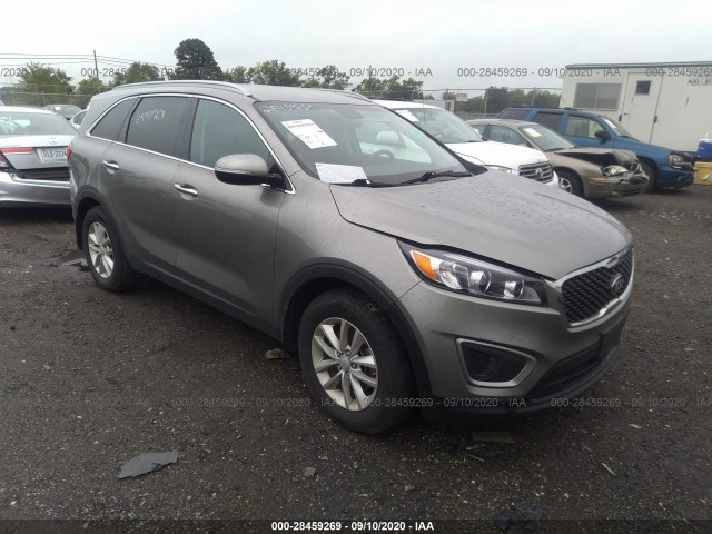 KIA SORENTO 2017 5xypg4a32hg194191