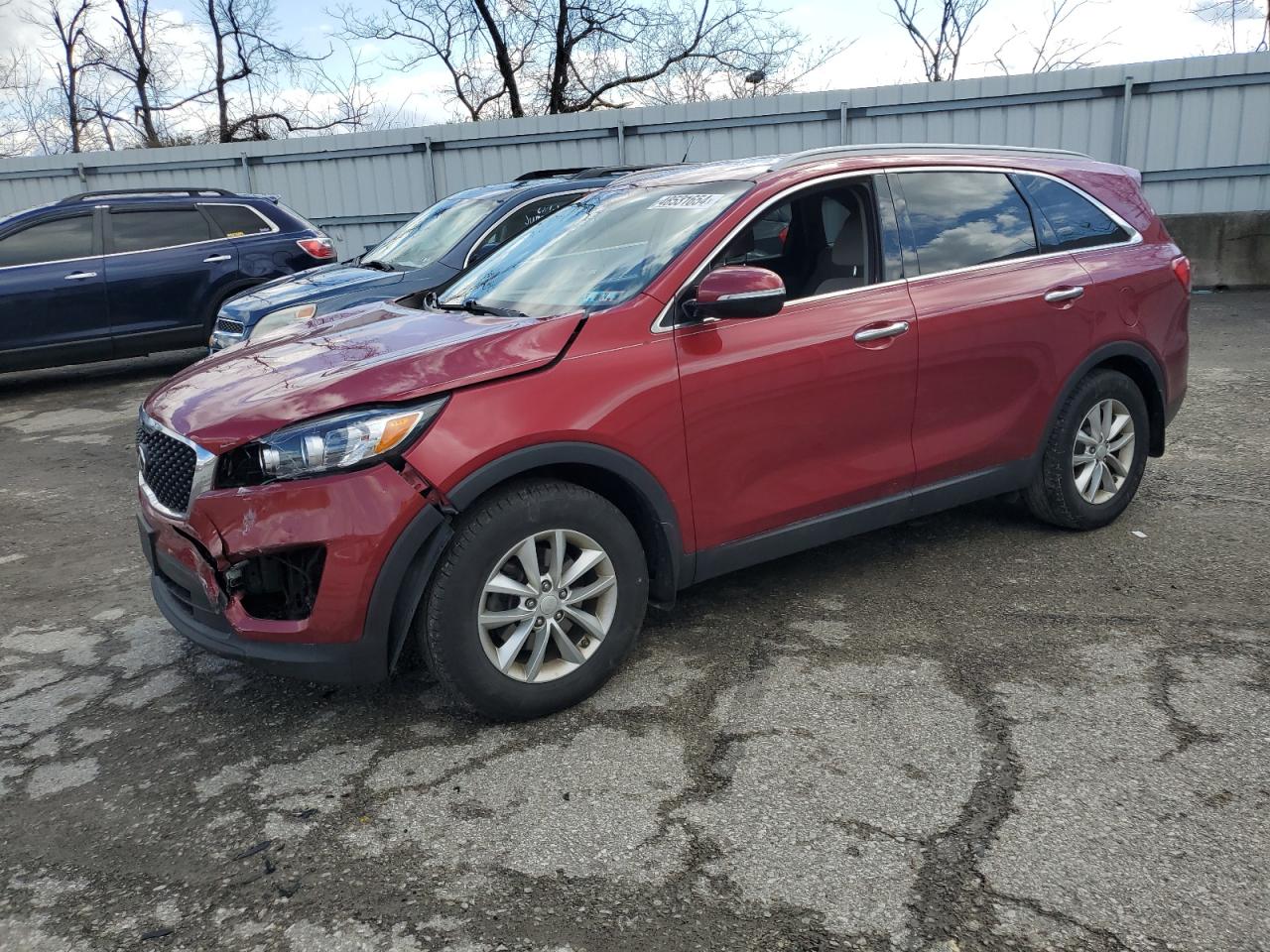 KIA SORENTO 2017 5xypg4a32hg211216