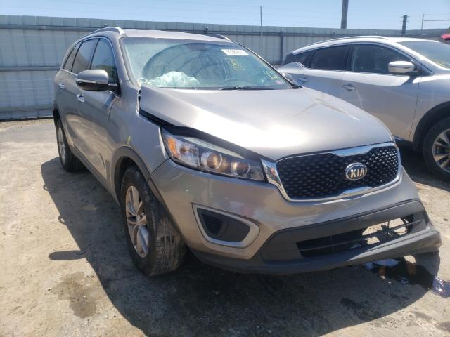 KIA SORENTO LX 2017 5xypg4a32hg212978