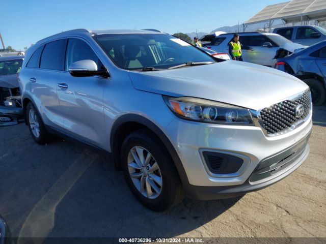 KIA SORENTO 2017 5xypg4a32hg214455