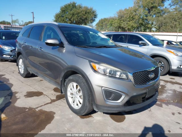 KIA SORENTO 2017 5xypg4a32hg238674