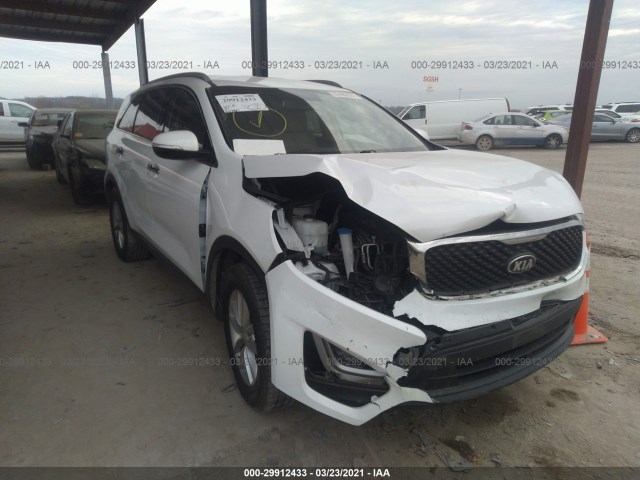 KIA SORENTO 2017 5xypg4a32hg265308