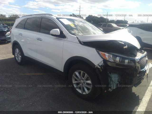 KIA SORENTO 2017 5xypg4a32hg266846