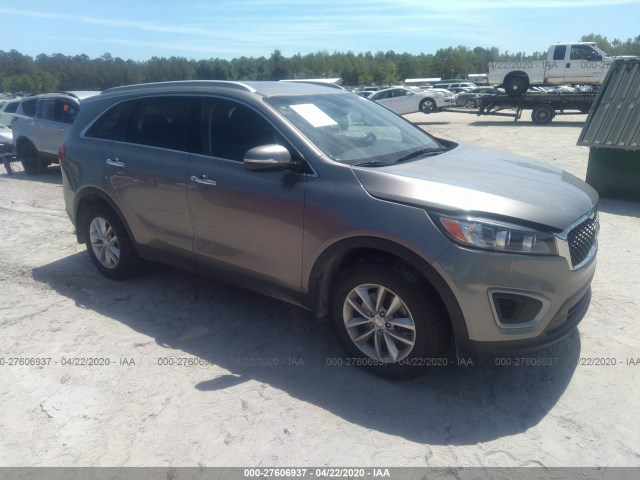 KIA SORENTO 2017 5xypg4a32hg282027