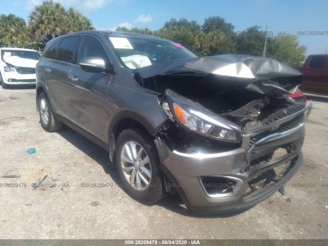 KIA SORENTO 2017 5xypg4a32hg316970