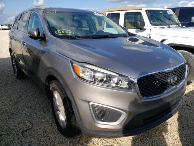 KIA SORENTO LX 2017 5xypg4a32hg323224