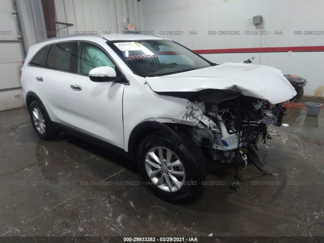 KIA SORENTO 2018 5xypg4a32jg409753