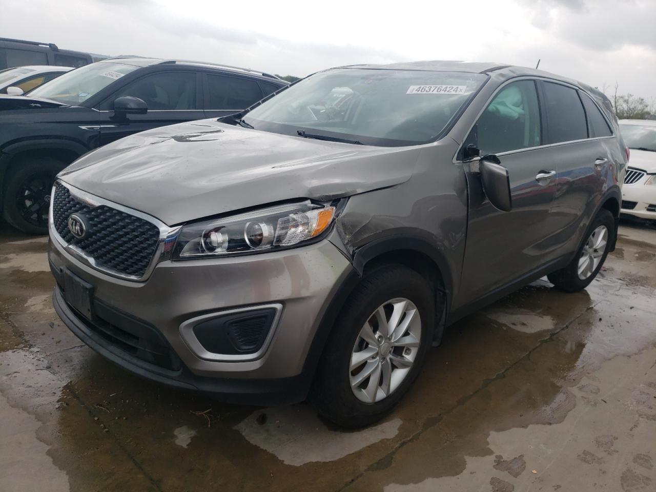 KIA SORENTO 2018 5xypg4a32jg426133