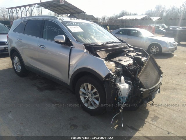 KIA SORENTO 2017 5xypg4a33hg218420