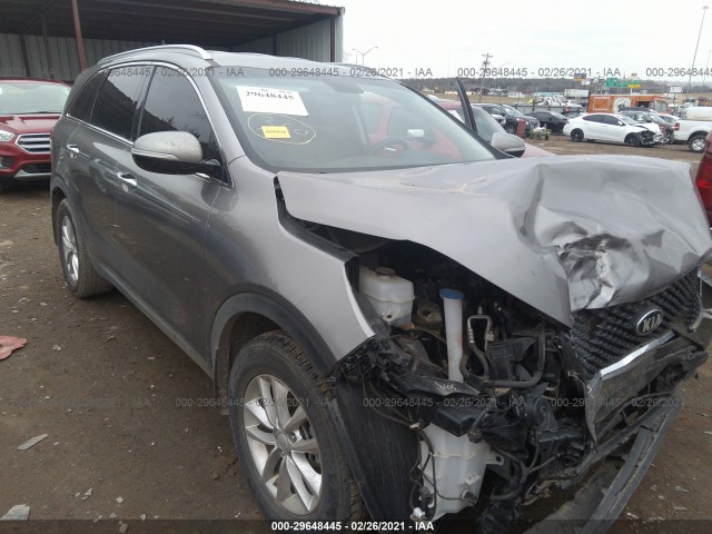 KIA SORENTO 2017 5xypg4a33hg301152