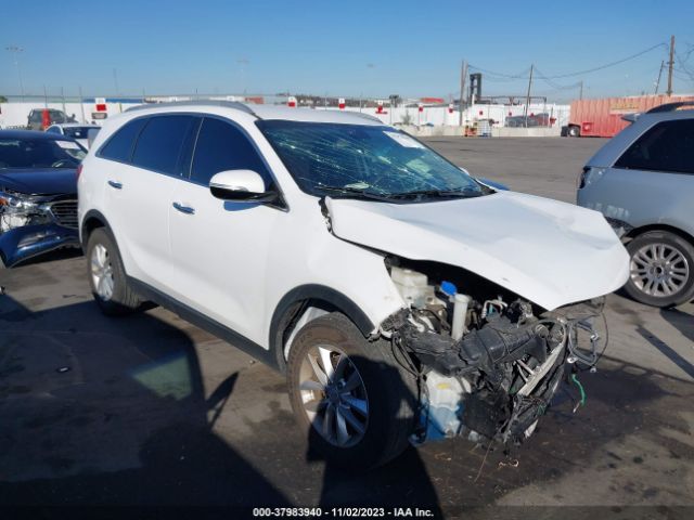 KIA SORENTO 2018 5xypg4a33jg345223