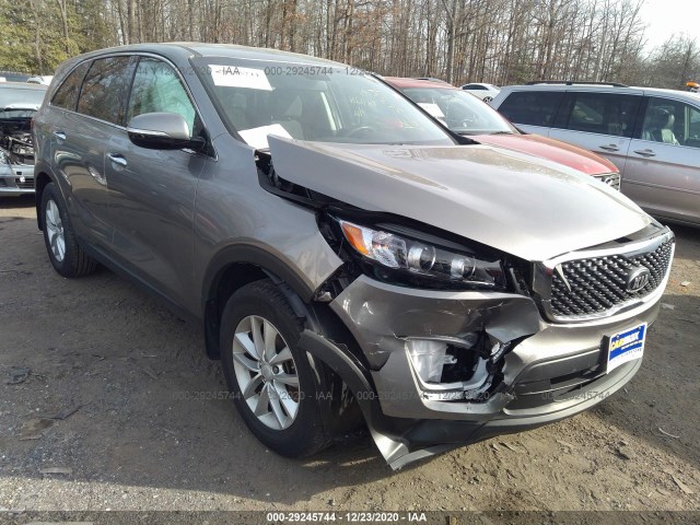 KIA SORENTO 2018 5xypg4a33jg409583