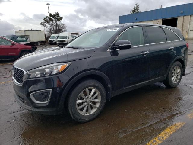 KIA SORENTO 2018 5xypg4a33jg424245