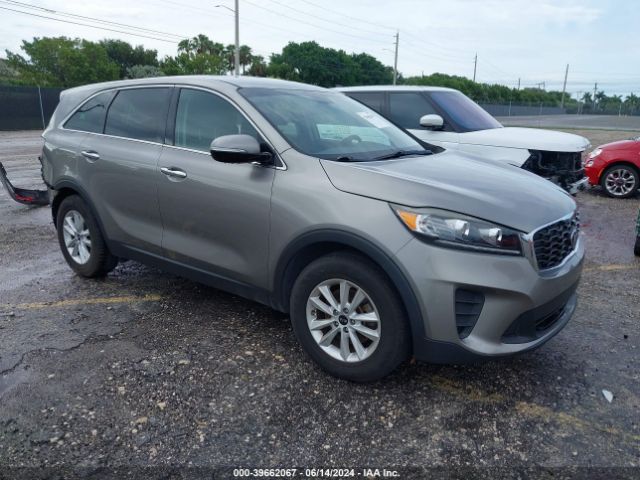 KIA SORENTO 2019 5xypg4a33kg545651