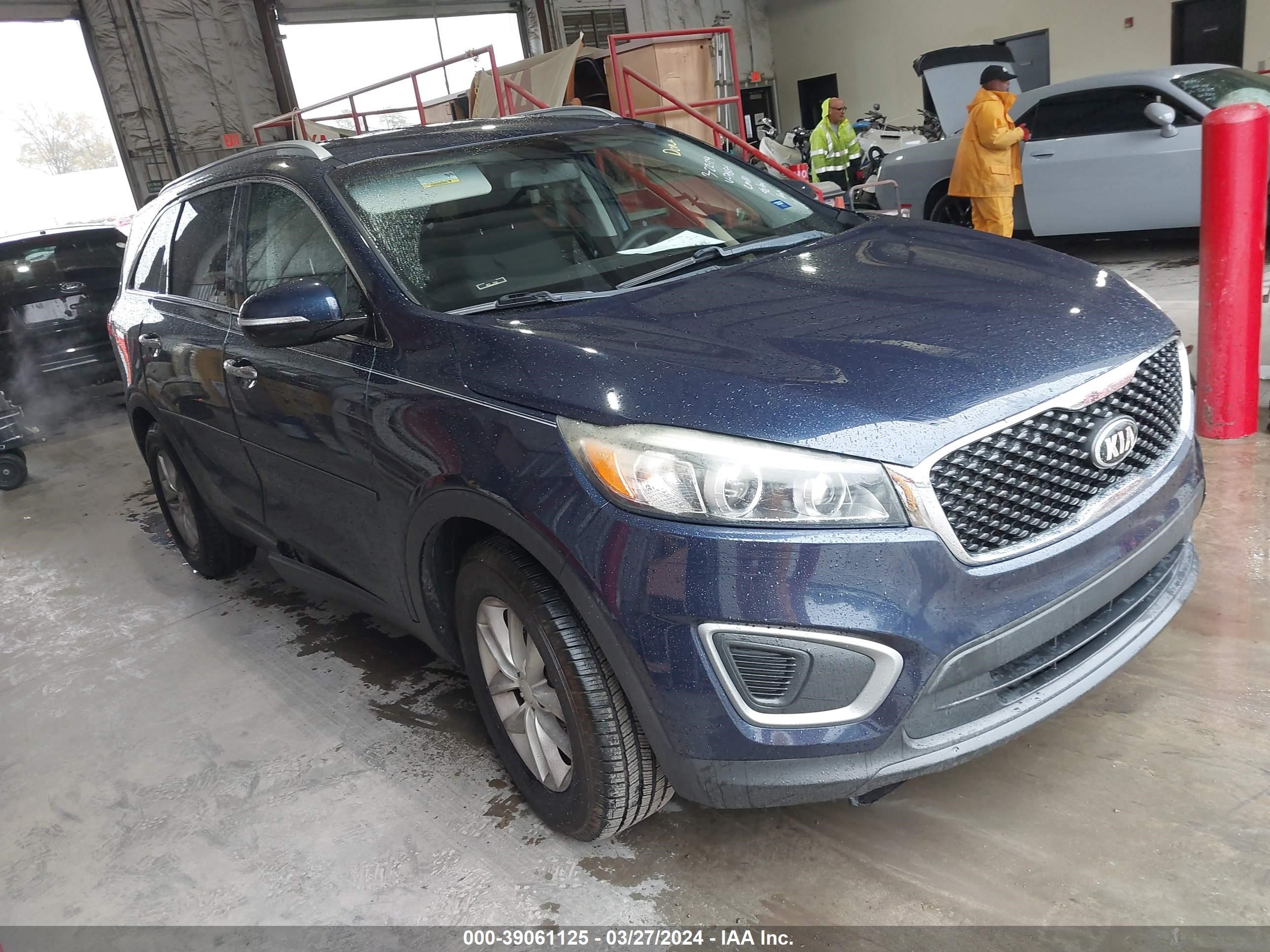 KIA SORENTO 2016 5xypg4a34gg027846