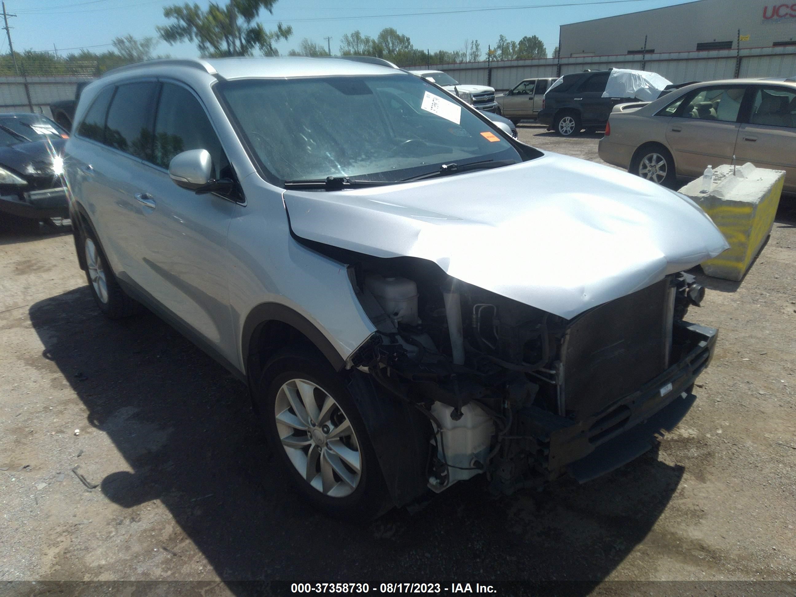 KIA SORENTO 2016 5xypg4a34gg048244