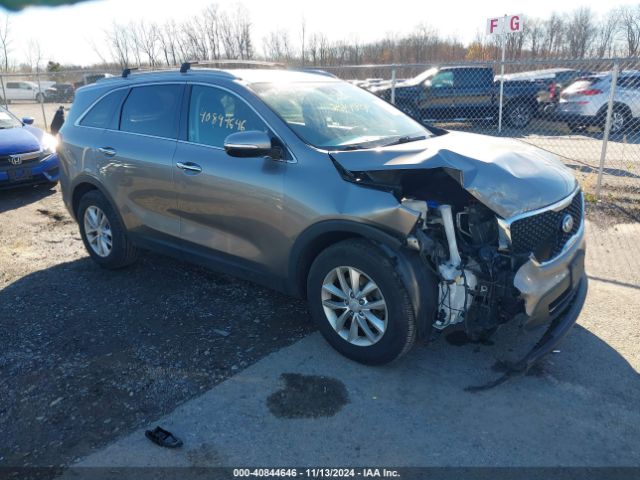 KIA SORENTO 2017 5xypg4a34hg206485