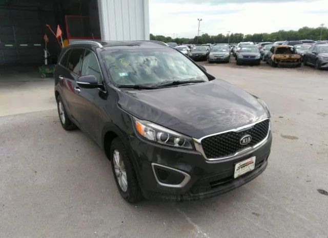 KIA SORENTO 2017 5xypg4a34hg208799