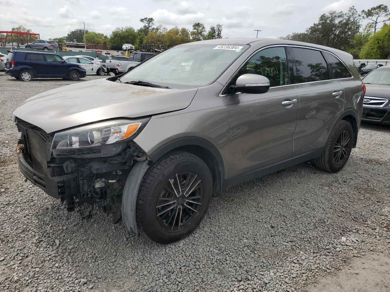 KIA SORENTO 2017 5xypg4a34hg233797