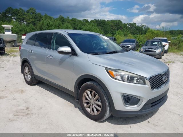 KIA SORENTO 2018 5xypg4a34jg370759