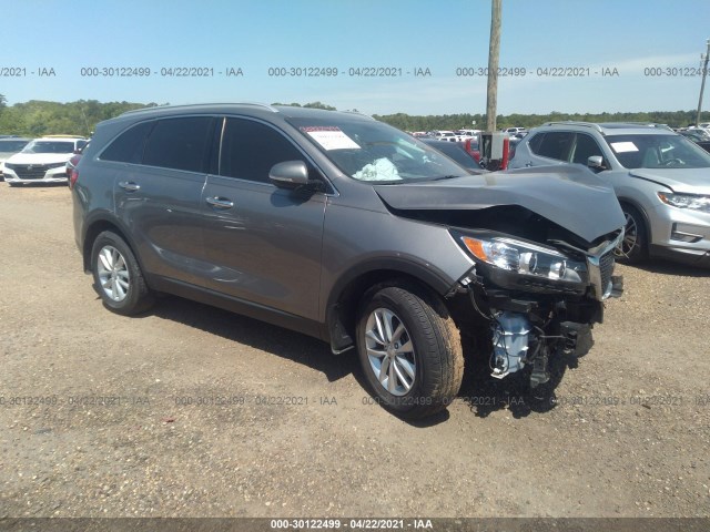 KIA SORENTO 2018 5xypg4a34jg376285