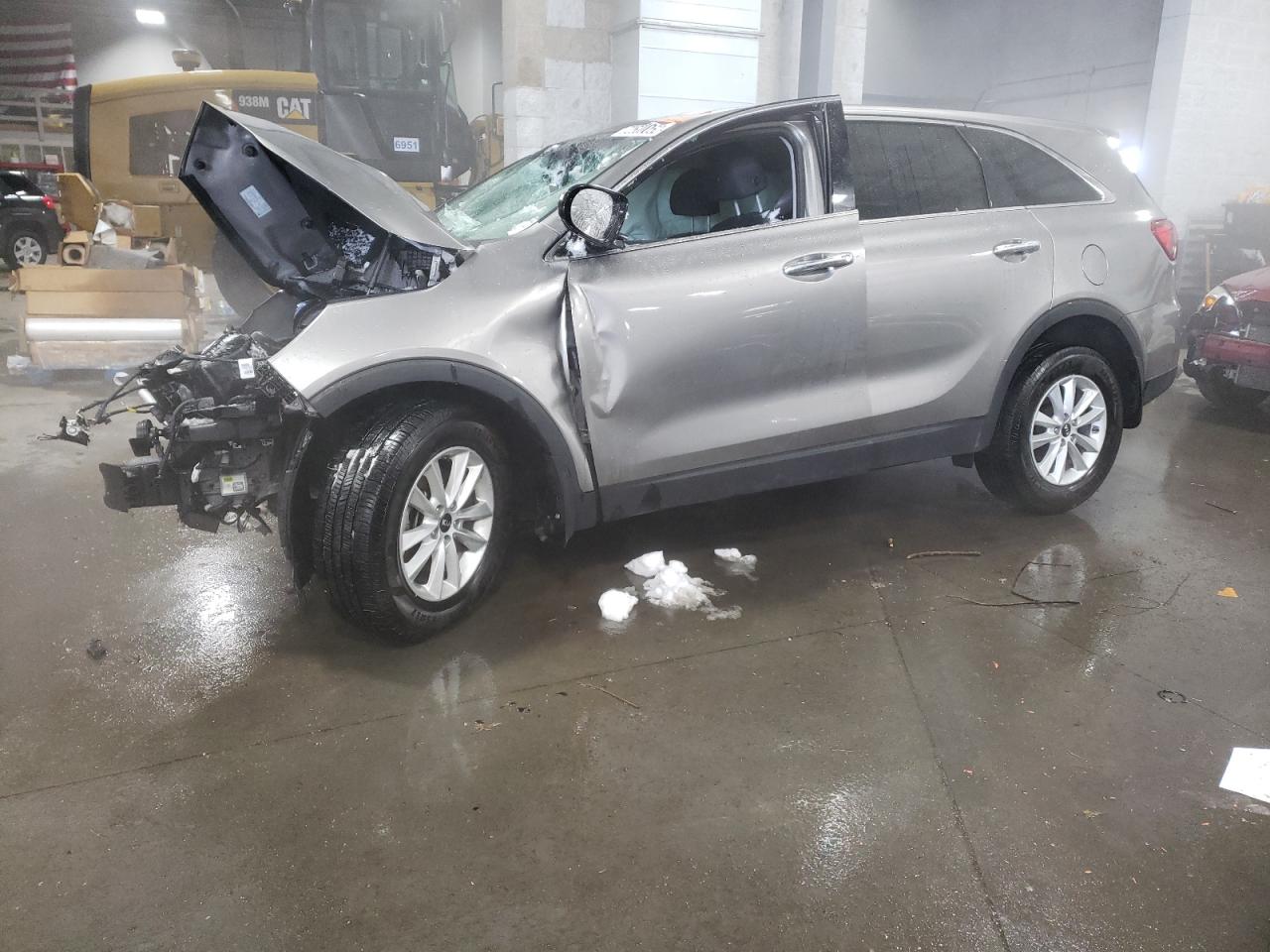 KIA SORENTO 2019 5xypg4a34kg530432