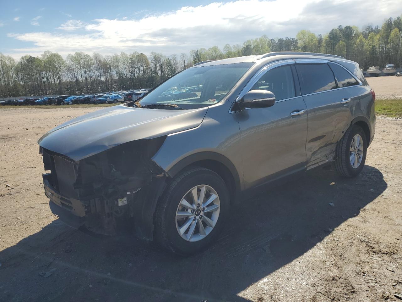 KIA SORENTO 2019 5xypg4a34kg556447