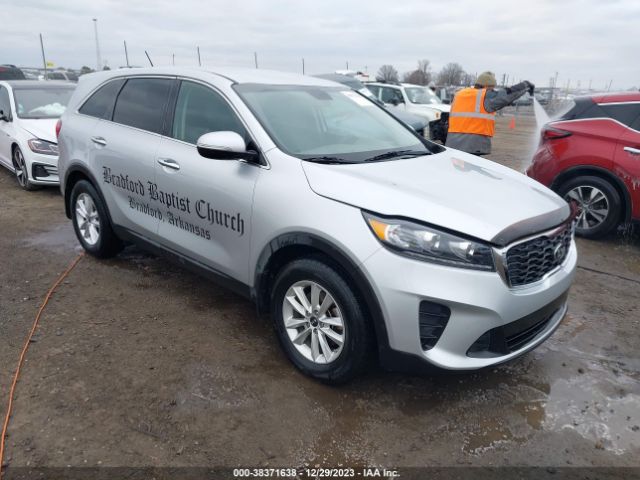 KIA SORENTO 2019 5xypg4a34kg587567