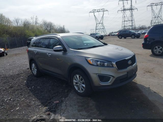 KIA SORENTO 2017 5xypg4a35hg226048