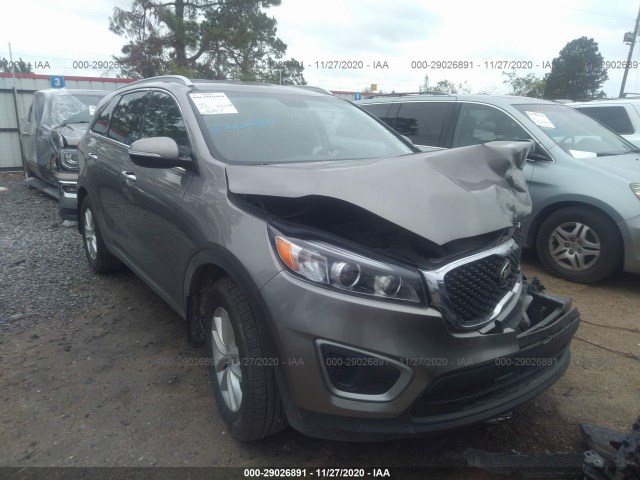 KIA SORENTO 2017 5xypg4a35hg248373