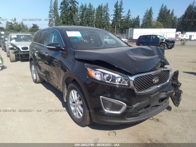 KIA SORENTO 2017 5xypg4a35hg258871