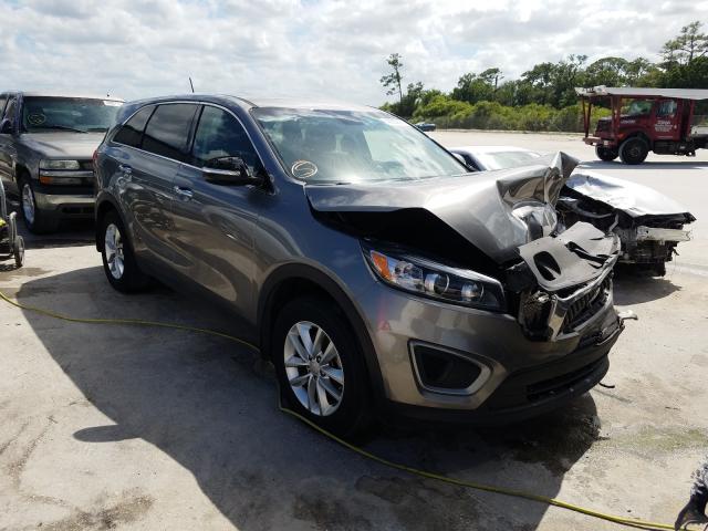 KIA SORENTO LX 2017 5xypg4a35hg272365